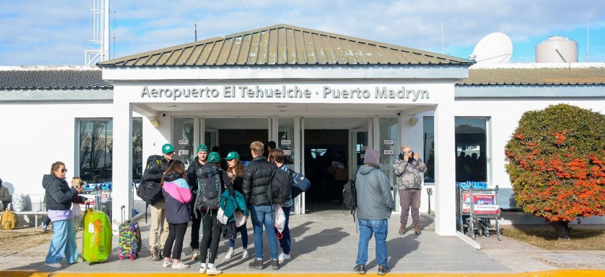 19 de Mayo Reapertura del Aeropuerto El Tehuelche