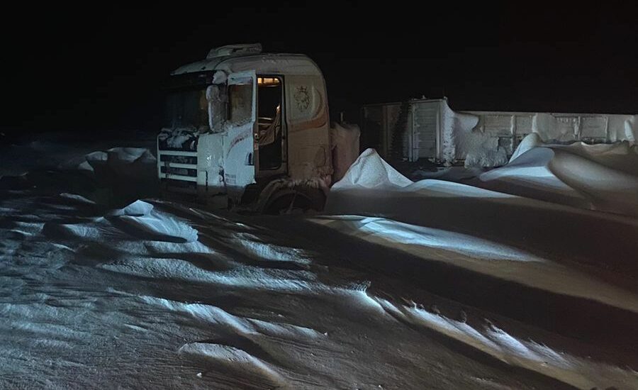 El Gobierno del Chubut asistió a todas las personas que sufrieron inconvenientes en el trayecto Trelew- Comodoro Rivadavia por el temporal de nieve, lluvia y bajas temperaturas