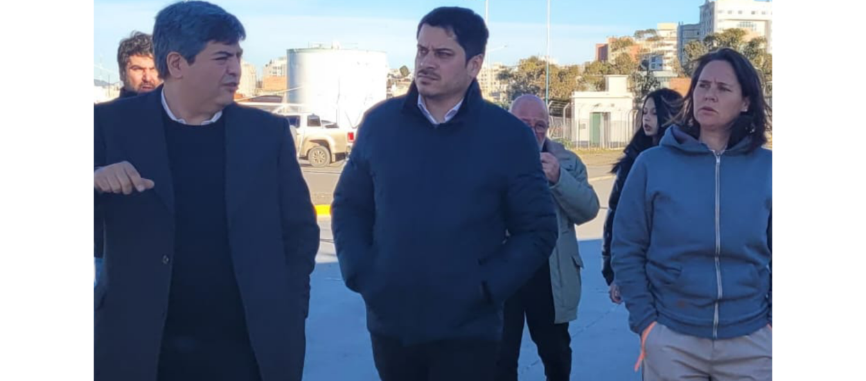 Comodoro Rivadavia: funcionarios provinciales recorrieron los muelles e instalaciones del astillero