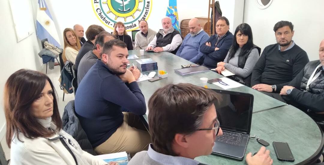 Provincia reunió en Comodoro Rivadavia a representantes de la “Mesa de Estrategia Federal de Logística”