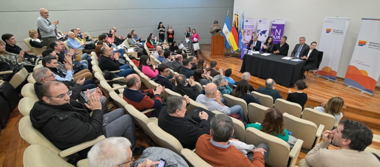 Chubut firmó acuerdo con la Cámara de Industria y Comercio Argentino Alemana para cursos de Formación Profesional