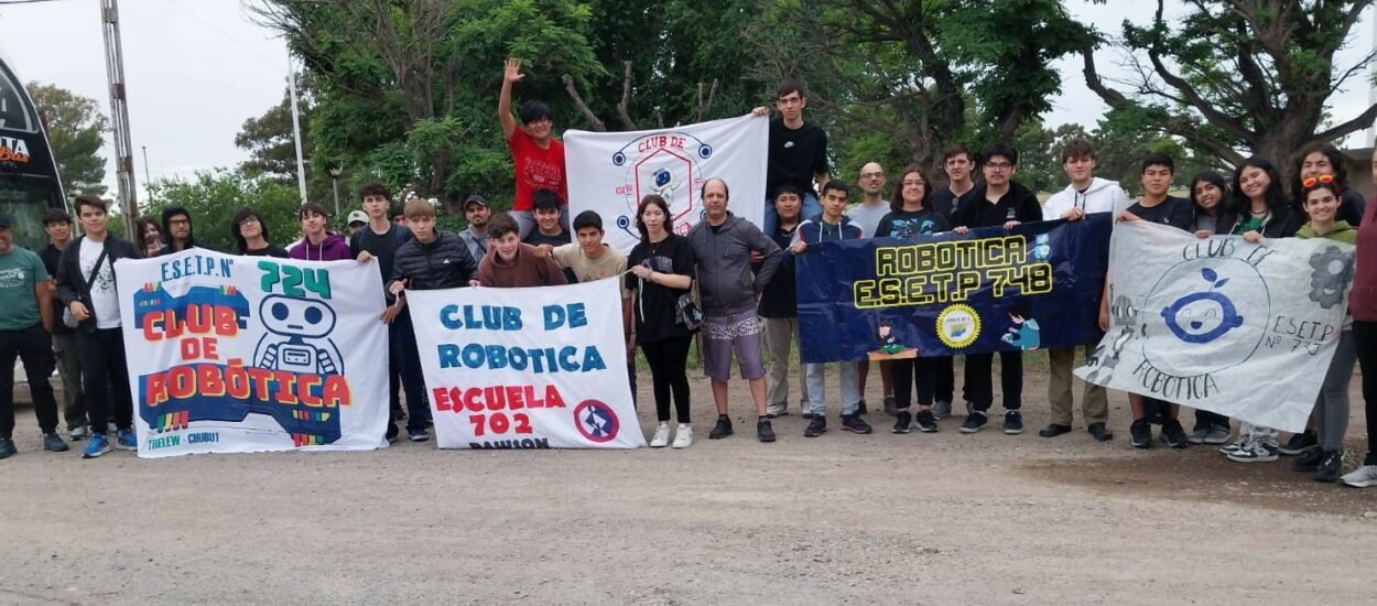 Con el apoyo de Provincia nueve escuelas chubutenses subieron al podio de la Liga Nacional de Robótica