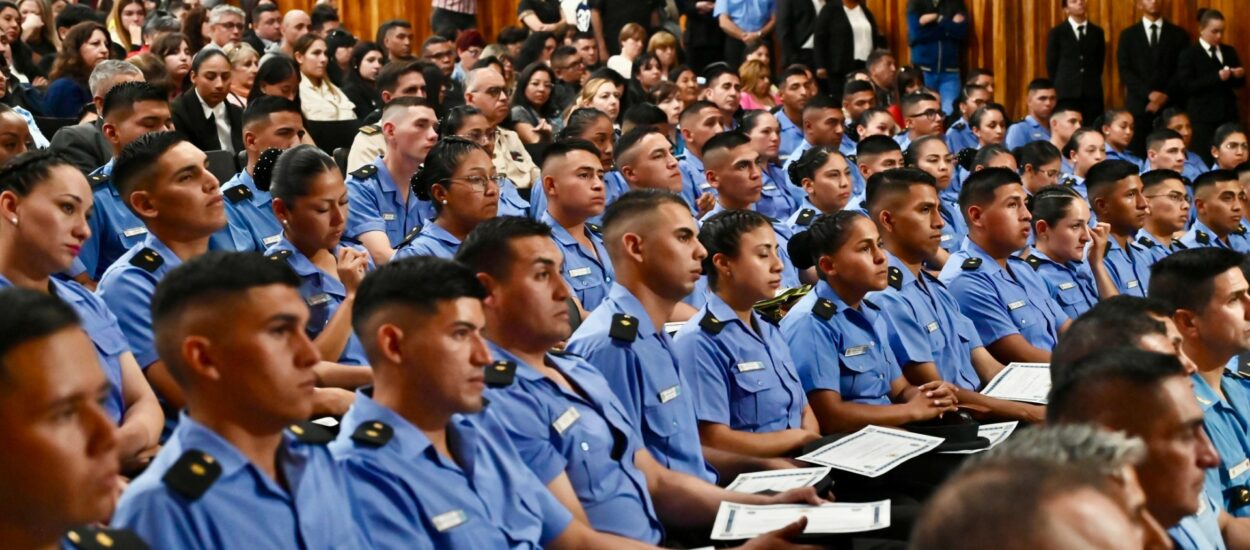 La Policía del Chubut incorporó 60 nuevos Oficiales Ayudantes