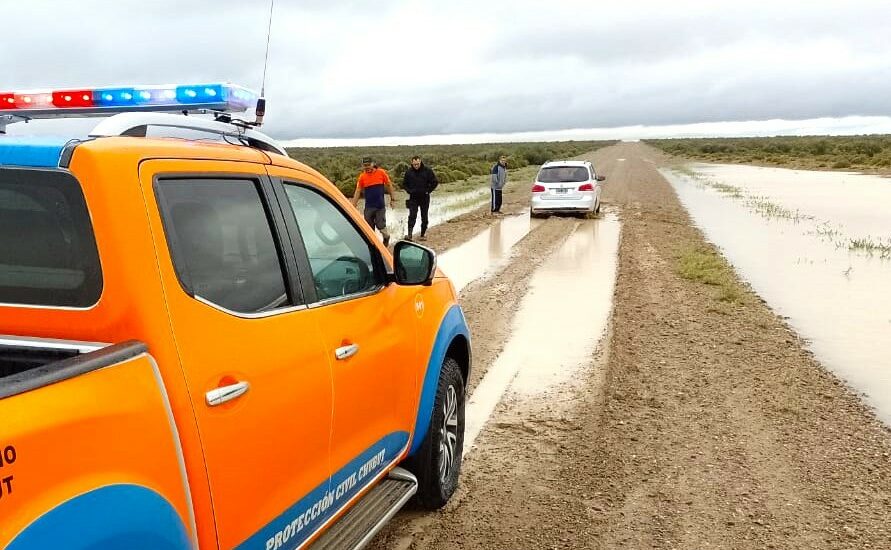 “Verano Seguro”: Se desarrollaron operativos por las fiestas de fin de año y se rescataron dos personas varadas en cercanías de Garayalde