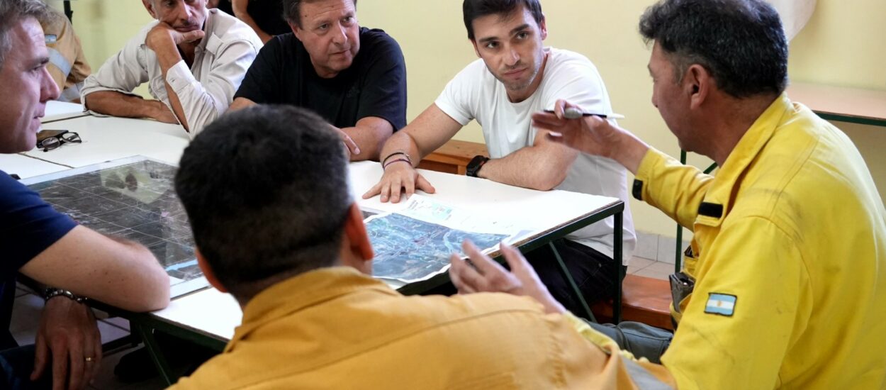 Torres se reunió en El Bolsón con Weretilneck para abordar los incendios en la Cordillera a partir de un protocolo interjurisdiccional